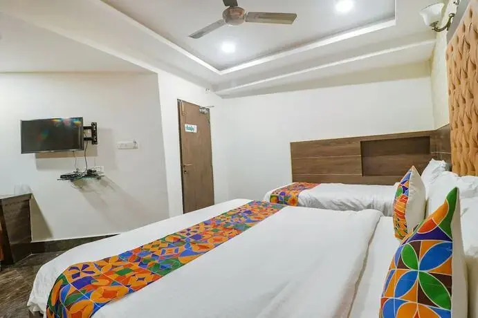Fabhotel Ira International