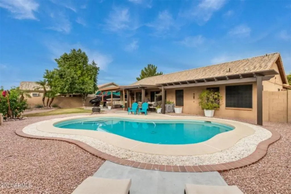 6511 Mesa