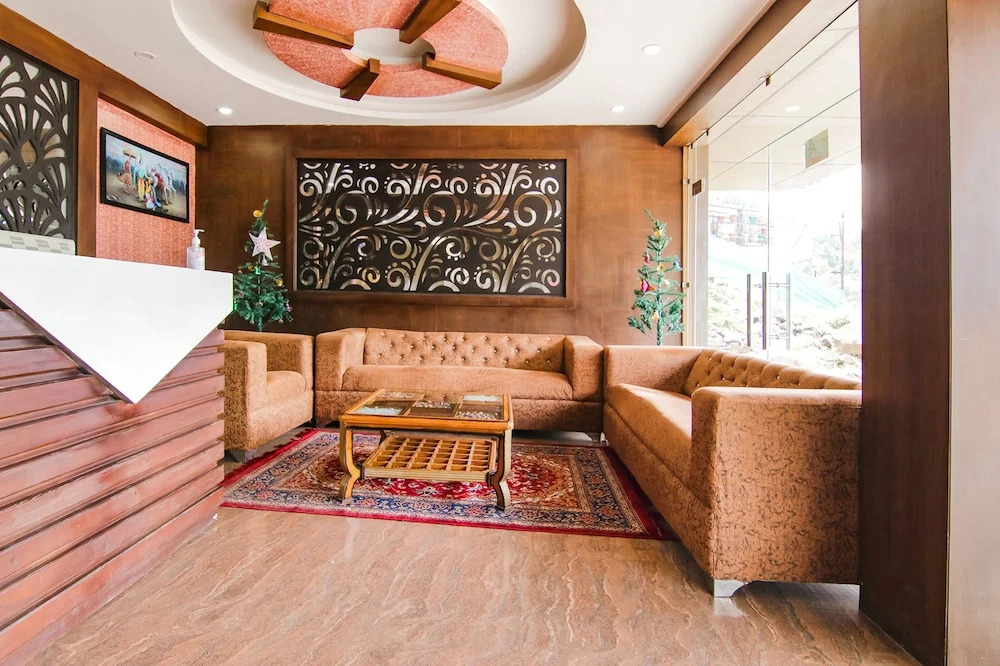 FabHotel The Eden