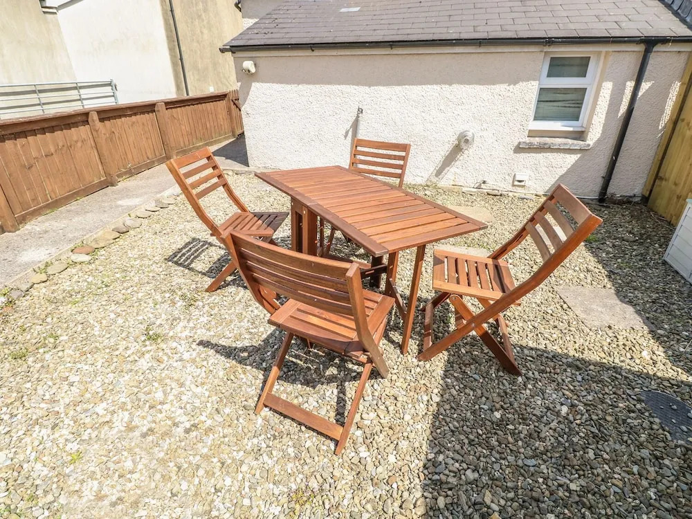 Brynteg Cottage