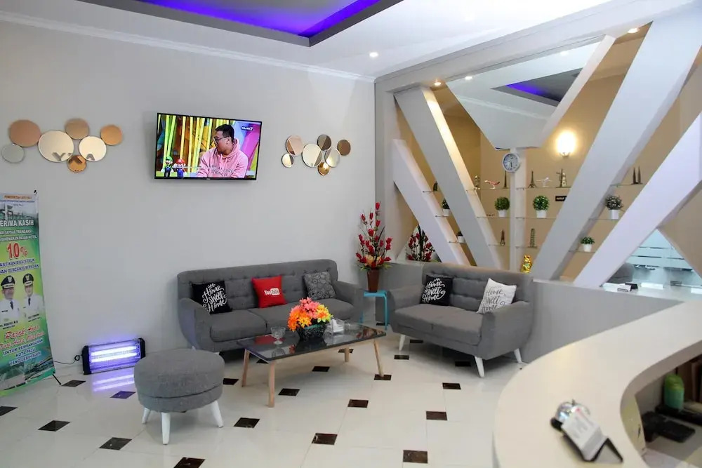 OYO 1100 Galaxy Guesthouse