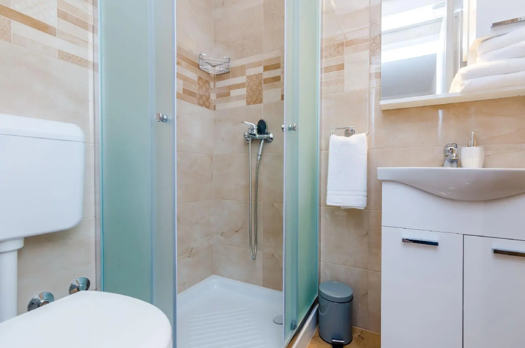Rooms Baza