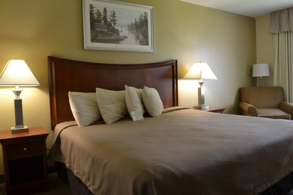 Country Inn at the Mall