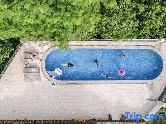 Jiqu Holiday Villa (Huizhou Huilin Hot Spring Branch)