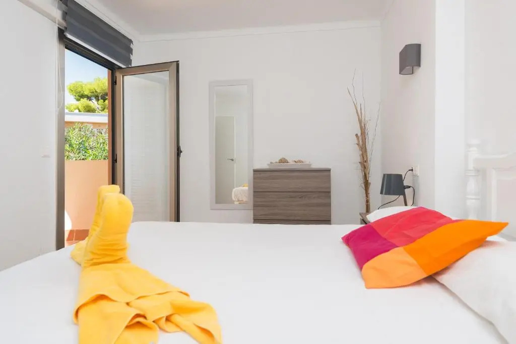 Sea Side 4, Adosado Primera Línea Playa Alcudia by SM Holiday Properties