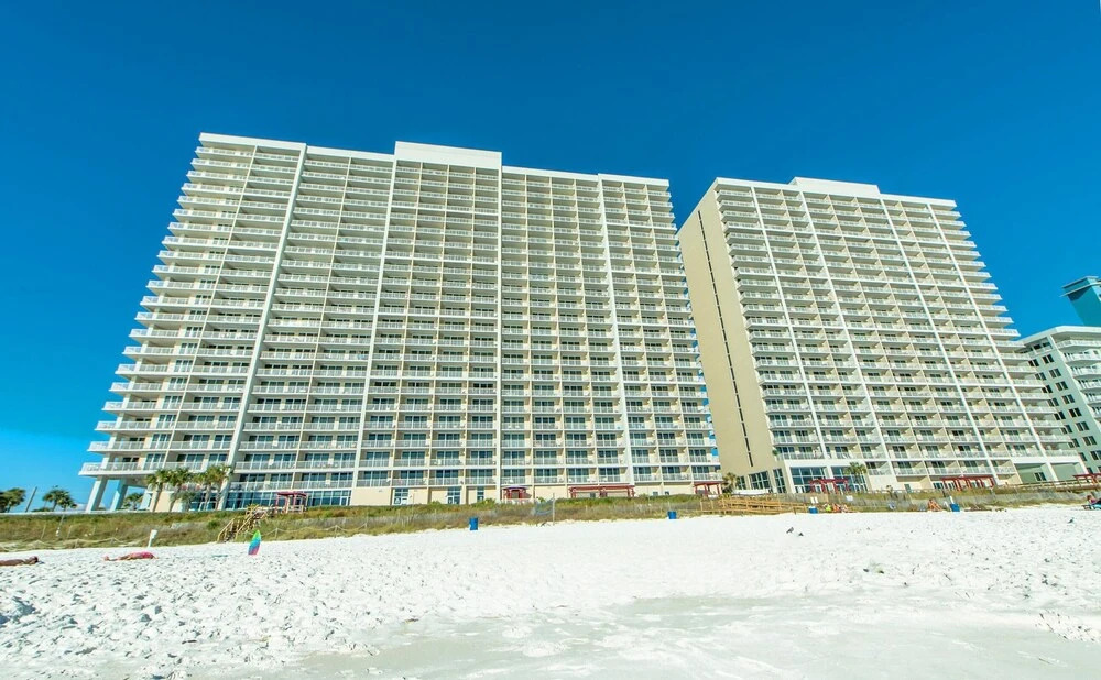 Majestic Beach Towers 2-1206