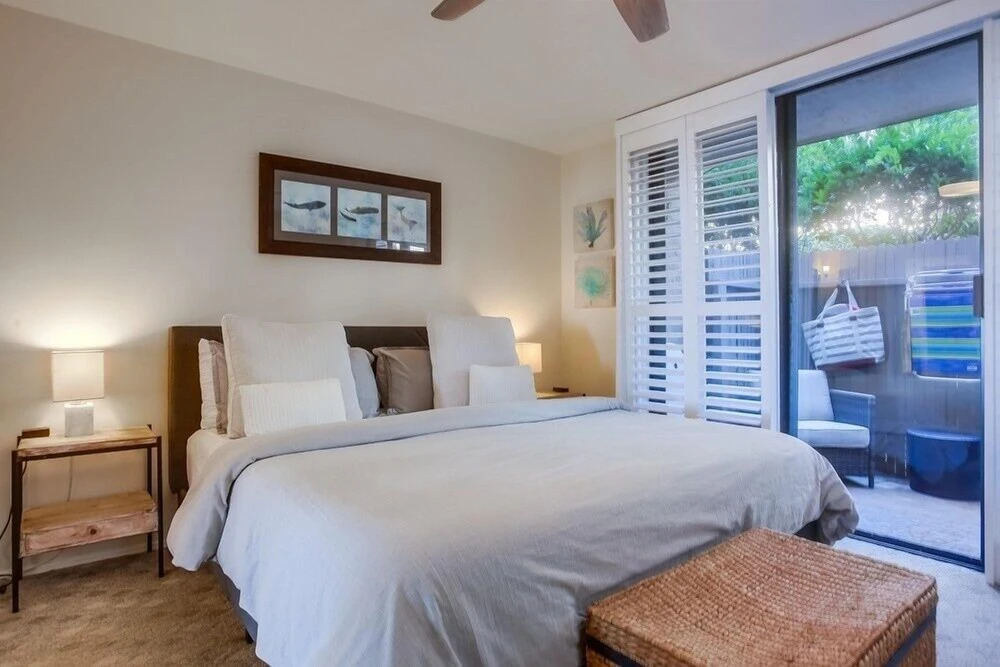 Oceanfront 1 bedroom, Pool, Spa, Beach Access by RedAwning