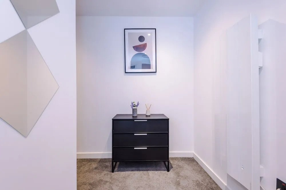 Hilltop Serviced Apartments - Piccadilly