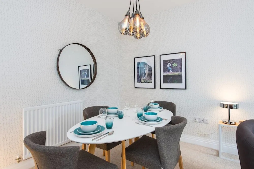 Luxury City Apartment