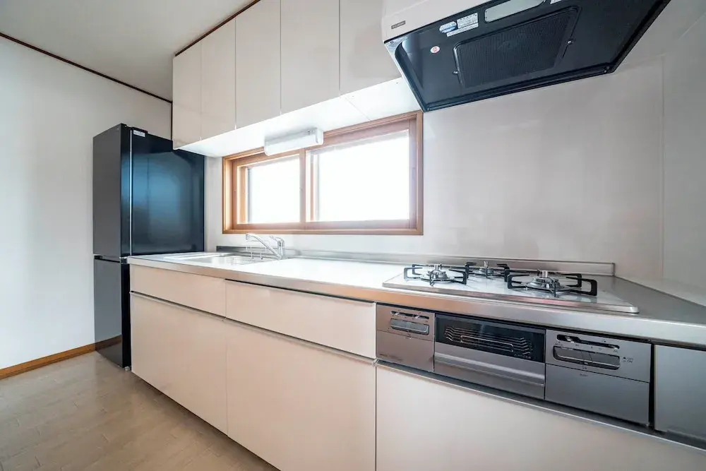 E-Us Naebo House