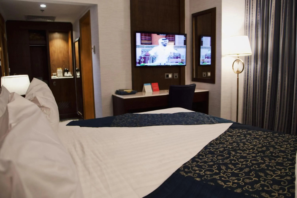 Nozol Royal Hotel