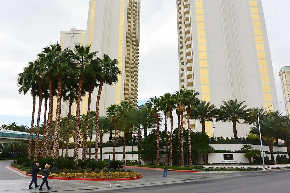 Amalz Suites Collection at MGM Signature