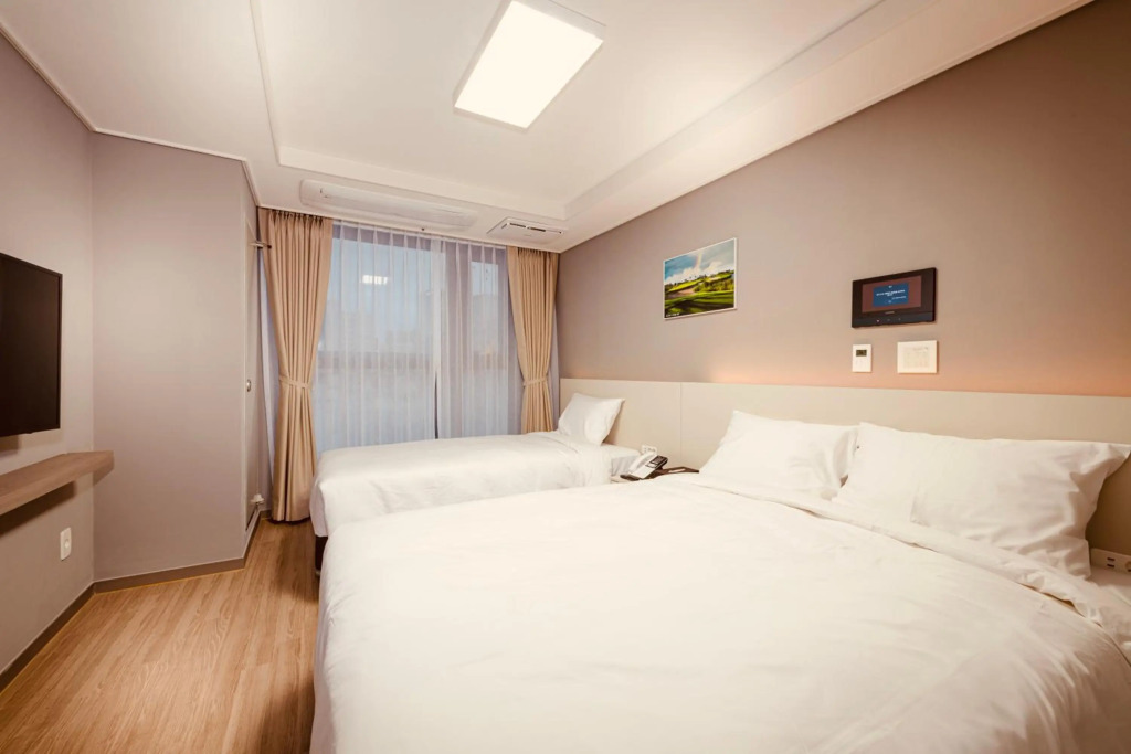 Sollago Myeongdong Hotel & Residence