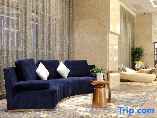 Yeste International Hotel (Guanshanhu District International Conference Center Subway Station)