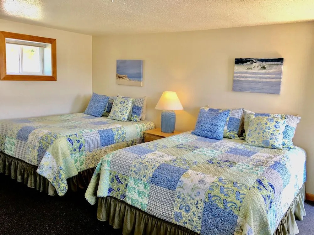 Top Mast Resort