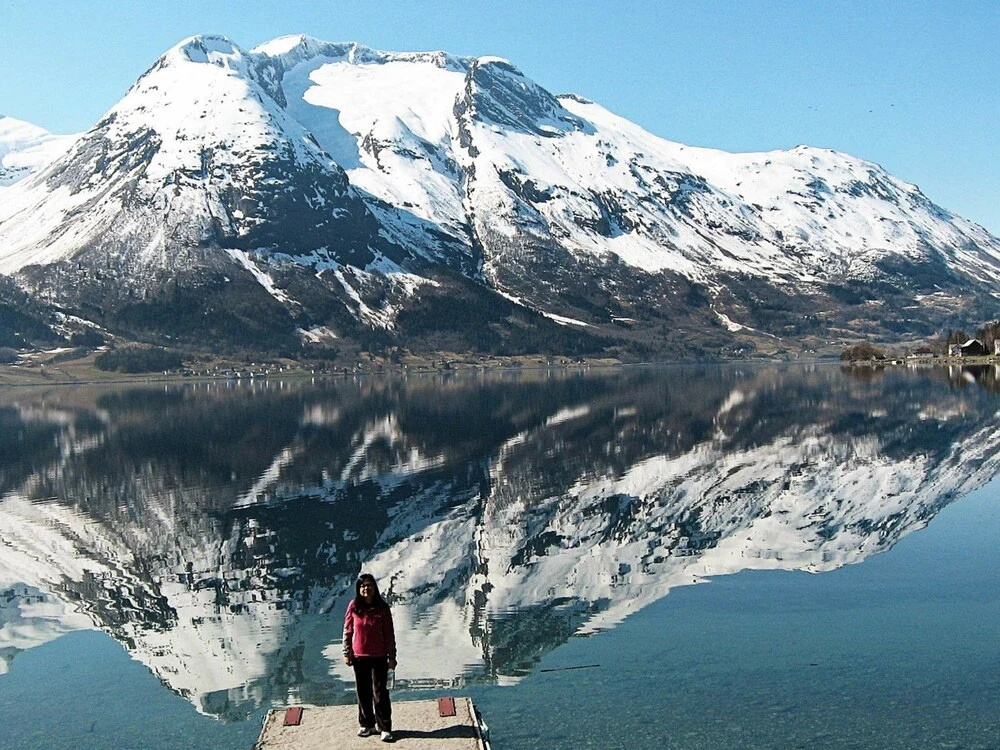 10 Person Holiday Home in Oppstryn
