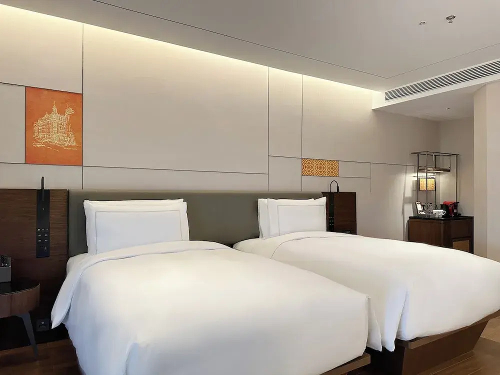 The Bund Hotel