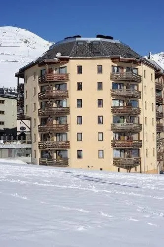 Edifice Grizzly