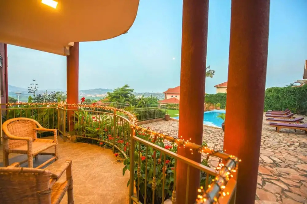 Deluxe 2-bed Apartment With Swimming Pool