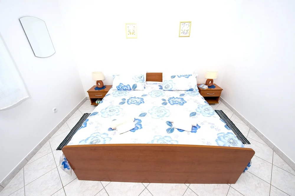 Bungalow With 2 Bedrooms in Montižana, With Wonderful sea View, Privat