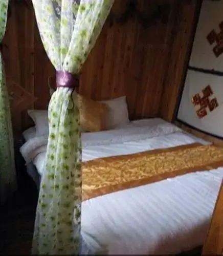 Ya'an Guyun Jinfeng Homestay (Shangli Ancient Town)