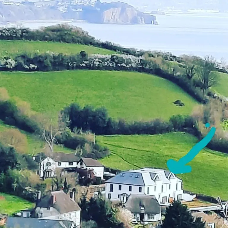 Oystercatcher number 6 , 2 bedrooms maidencombe village