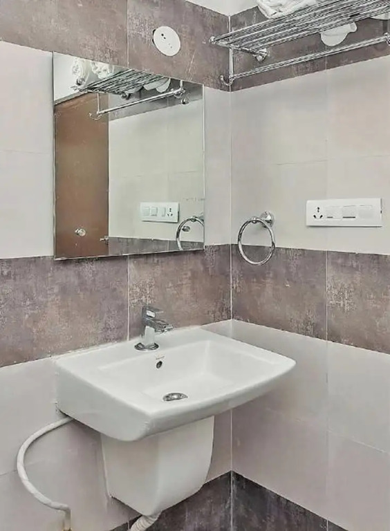 Sri Surabhi Luxurious Rooms
