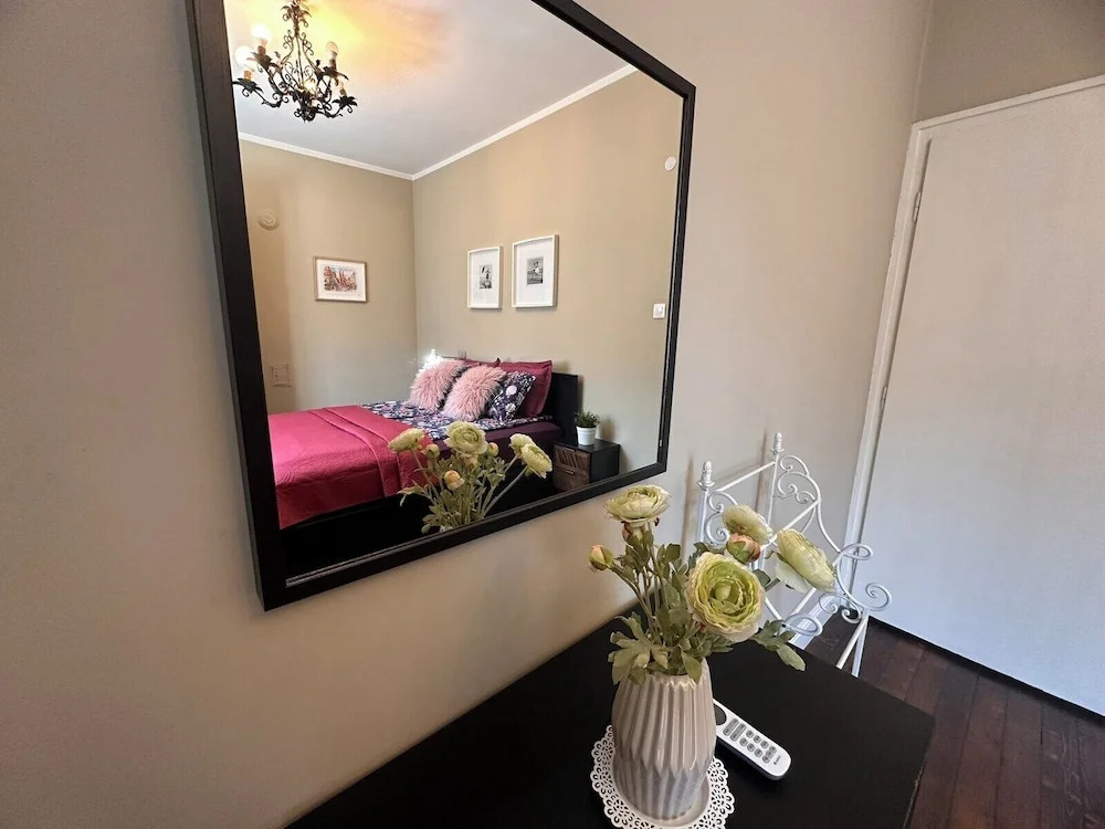 3 BDR Top Center Artistic Apartment - 115 m2