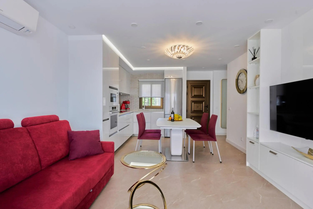 Windsor Apartment