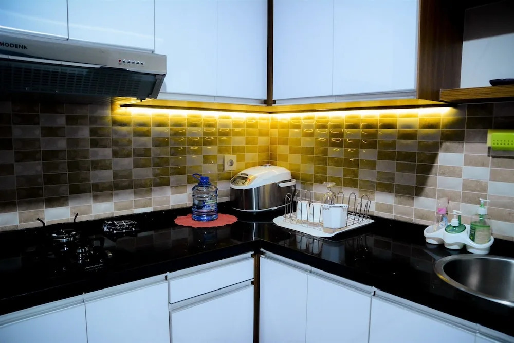 2 Bedrooms The Wave Kuningan Apartment by Travelio