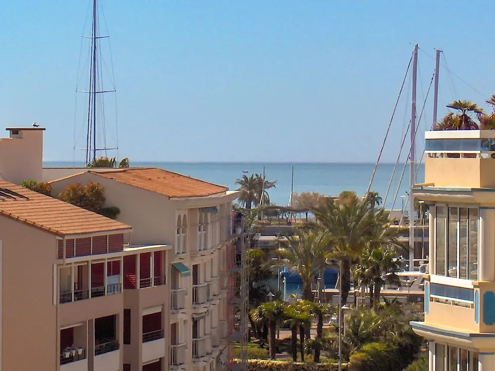 Apartment With 2 Bedrooms in Fréjus, With Wonderful sea View, Furnishe