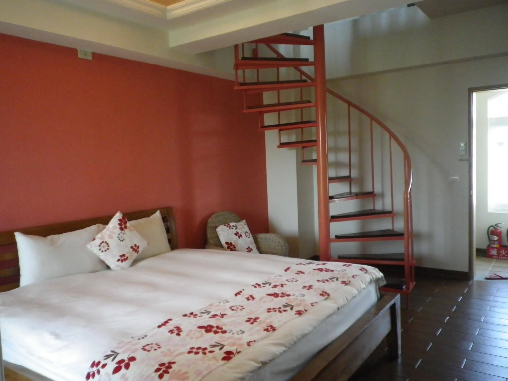 Mamalulu Hostel