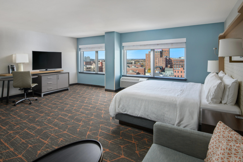 Holiday Inn Portland-By the Bay by IHG