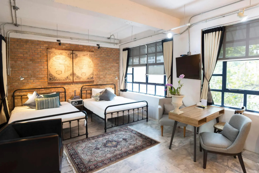 Bangkok Voyage Boutique