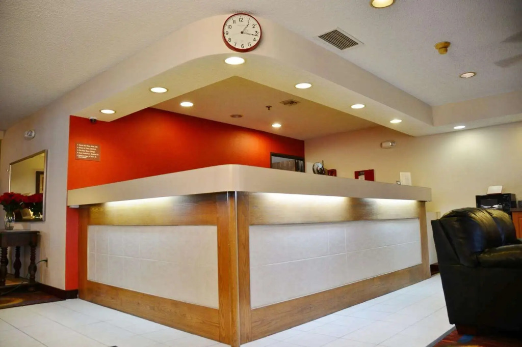 Country Hearth Inn & Suites - Kenton