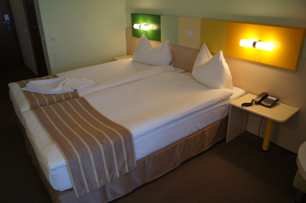 Zenith Hotel