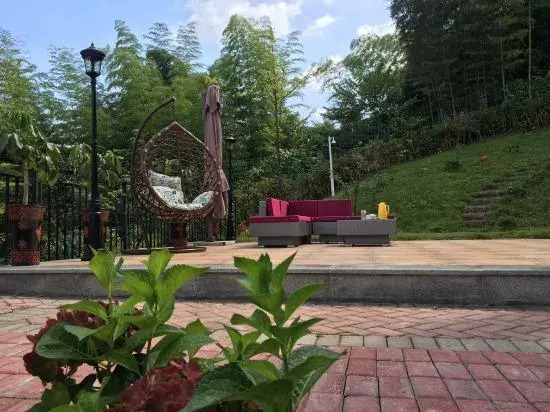 Yunzhong Manbu Banshan Huashu Hotel