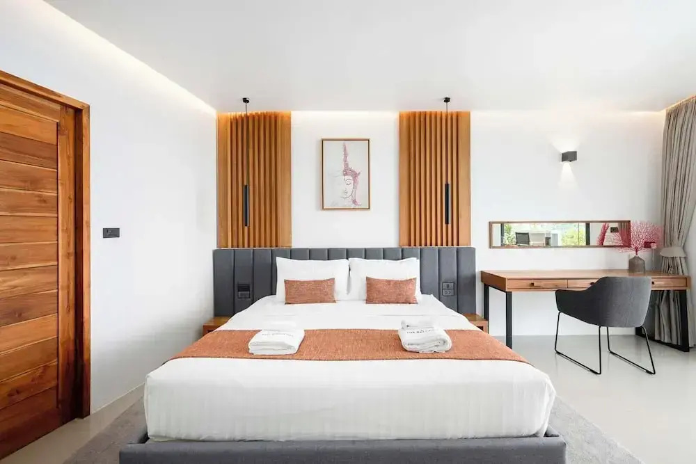 Serene Escape Balcony Villa in Chaweng KBR20