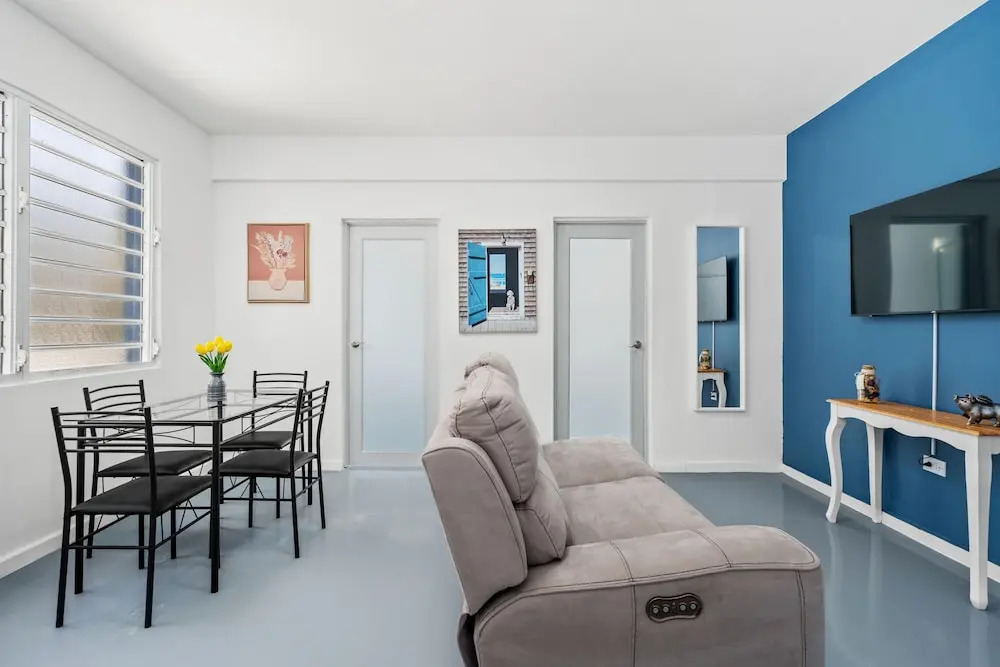 Otium Rentals Gem Spot Near Cafes and Shops