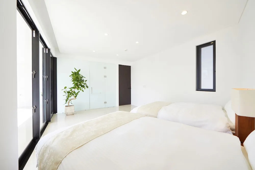E-horizon Resort Premium 瀬底E