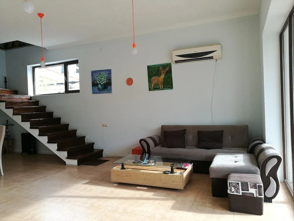 Agora Guesthouse
