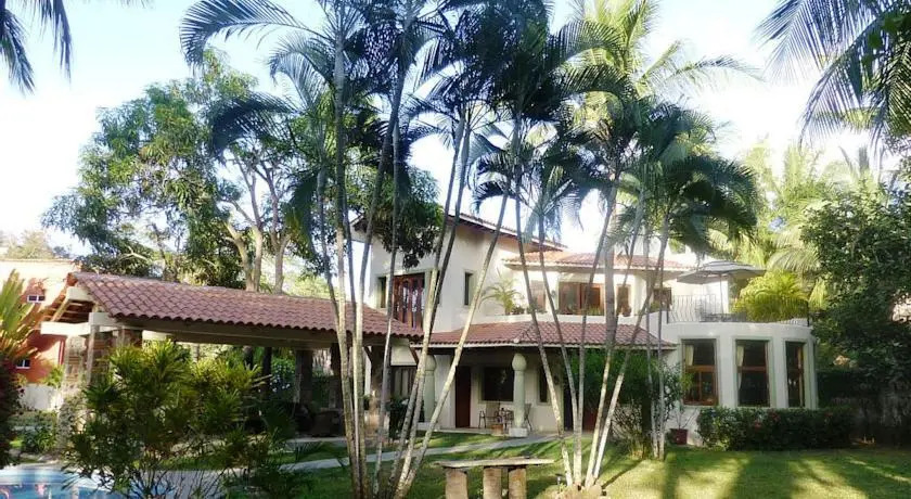 Casa Mariposas