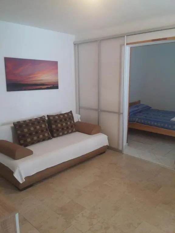 Apartments Lončar