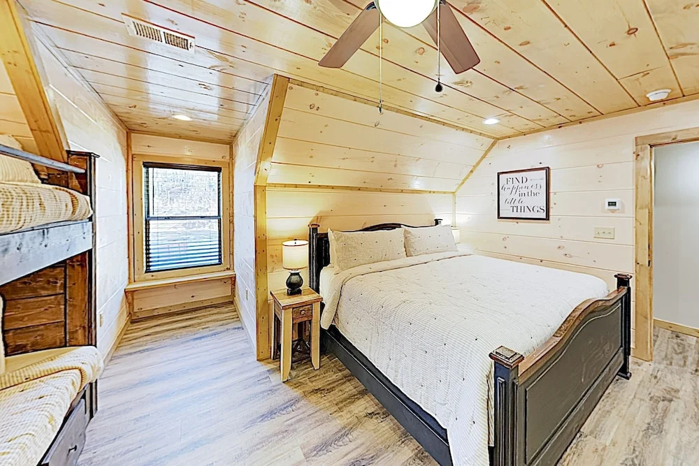 New Listing! Brand-new W/ Private Hot Tub 2 Bedroom Duplex