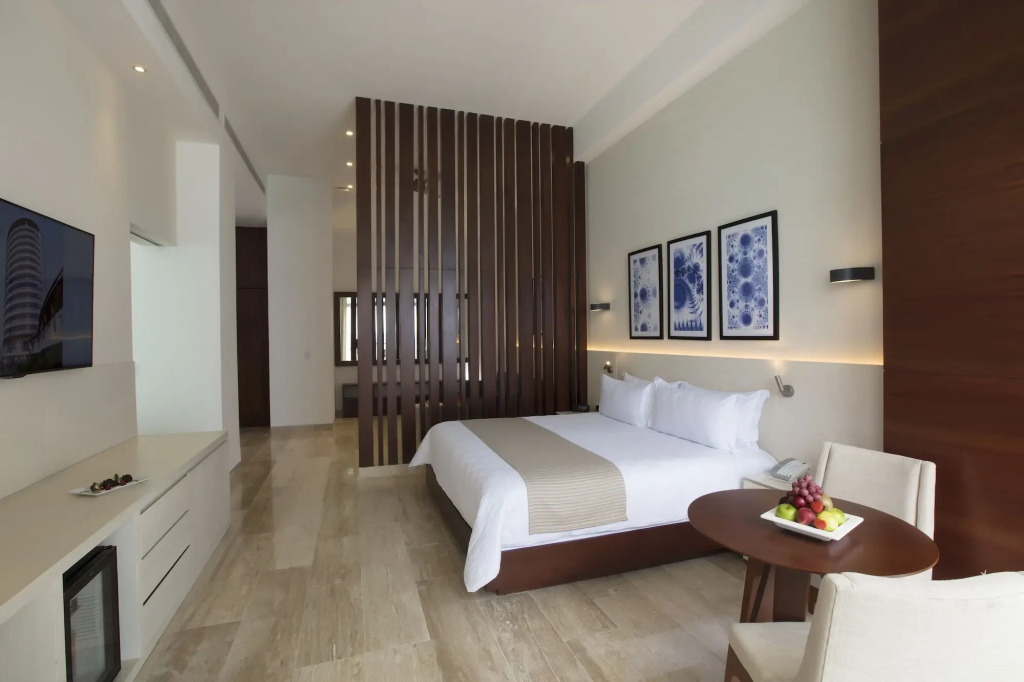 Altitude at Krystal Grand Cancun - All Inclusive