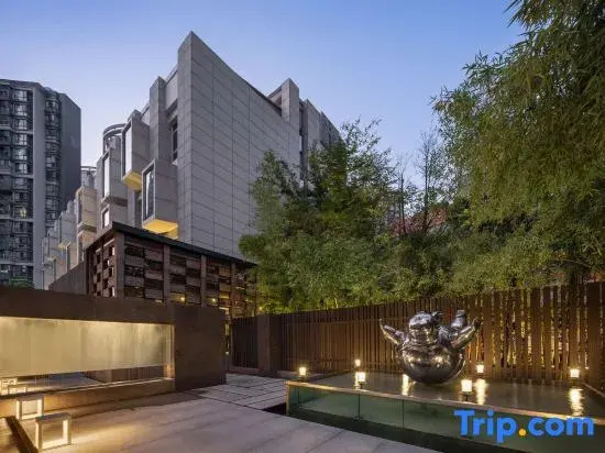 YU Hotel
