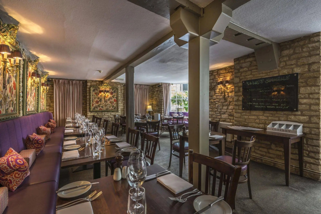 The White Hart Royal, Moreton-in-Marsh, Cotswolds - The Coaching Inn Group