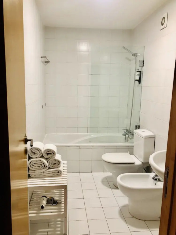Cozy 2-bedroom Apartment in Porto
