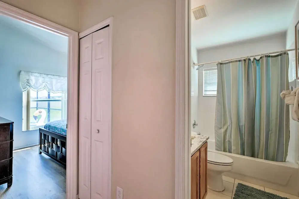 5 Mi to Disney Parks: Kissimmee Home w/ Game Room