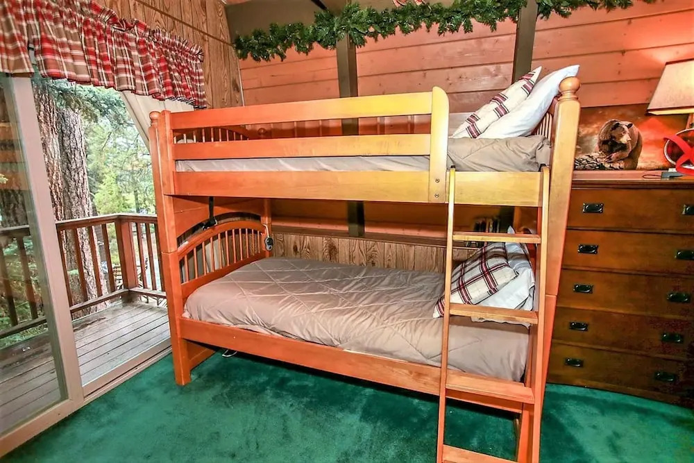 Twin Pines Cabin-1781 by Big Bear Vacations